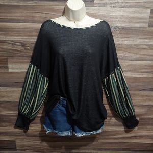 🎉🛍 Hummingbird size large long sleeve top